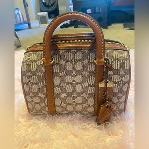 COACH RUBY 25 in signature textile jacquard 🧡